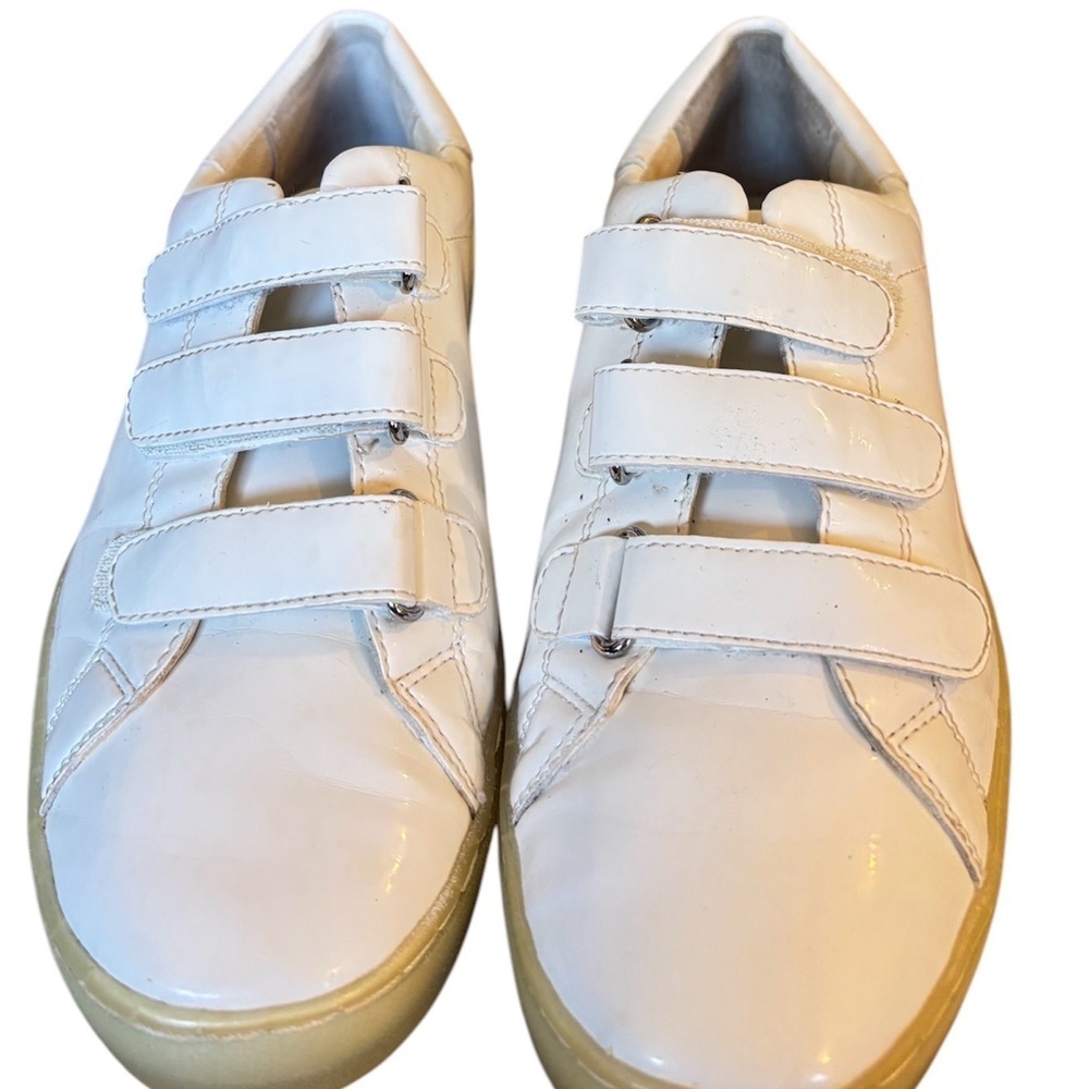 Michael Kors Craig Optic White Patent Leather Fashion Sneaker